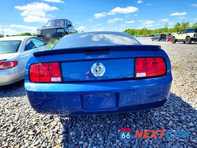 Zdjęcie 6 z 12 samochodu: 2008 FORD MUSTANG VIN:1ZVHT80NX85191071 - miniatura