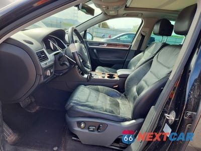 Zdjęcie 7 z 13 samochodu: 2012 VOLKSWAGEN TOUAREG V6 TDI VIN:WVGEK9BP3CD005992 - miniatura