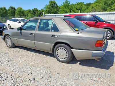 Drugie zdjęcie samochodu z przodu: 1993 MERCEDES-BENZ 300 E 2.8 VIN:WDBEA28E5PB998657 - miniatura