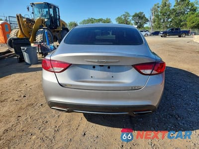 Zdjęcie 6 z 12 samochodu: 2016 CHRYSLER 200 LIMITED VIN:1C3CCCAG8GN155964 - miniatura