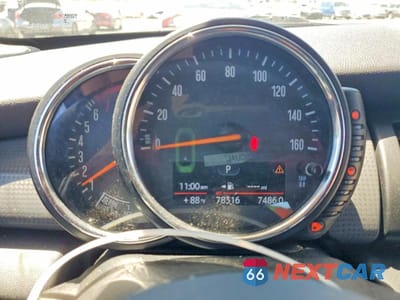 Zdjęcie 9 z 12 samochodu: 2015 MINI COOPER VIN:WMWXS5C51FT828804 - miniatura