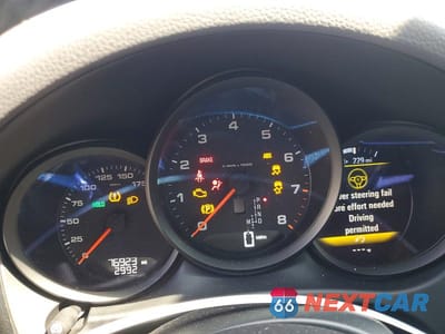 Zdjęcie 9 z 13 samochodu: 2017 PORSCHE MACAN VIN:WP1AA2A53HLB01792 - miniatura