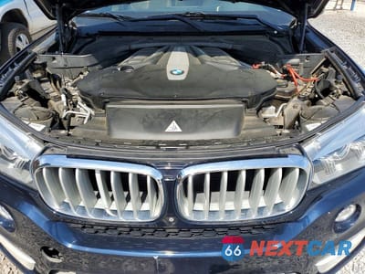 Zdjęcie 12 z 13 samochodu: 2015 BMW X5 XDRIVE50I VIN:5UXKR6C57F0J75247 - miniatura