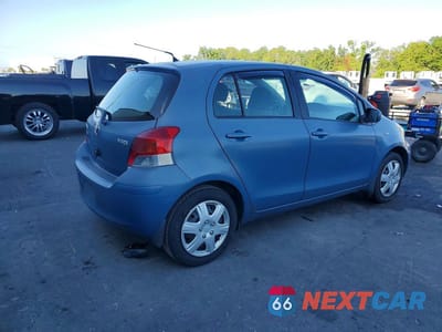 Trzecie zdjęcie samochodu z tyłu: 2011 TOYOTA YARIS BASE VIN:JTDKT4K35B5329958 - miniatura