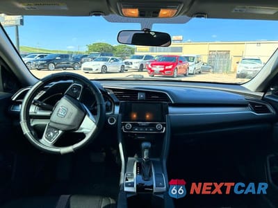 Zdjęcie 9 z 10 samochodu: 2018 HONDA CIVIC EX VIN:19XFC2F7XJE031850 - miniatura