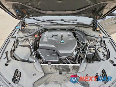 Zdjęcie 11 z 12 samochodu: 2017 BMW 530 XI VIN:WBAJA7C32HG905744 - miniatura