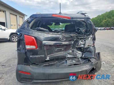 Zdjęcie 6 z 14 samochodu: 2011 KIA SORENTO LX VIN:5XYKT3A19BG138013 - miniatura
