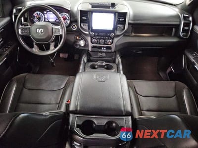 Zdjęcie 8 z 12 samochodu: 2024 RAM 1500 LARAMIE VIN:1C6RREJT1RN219172 - miniatura