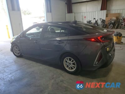Drugie zdjęcie samochodu z przodu: 2017 TOYOTA PRIUS PRIME ADVANCED VIN:JTDKARFP3H3037391 - miniatura