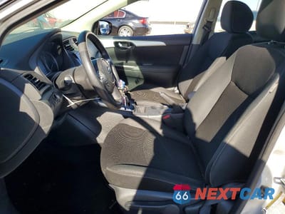 Zdjęcie 7 z 12 samochodu: 2019 NISSAN SENTRA S VIN:3N1AB7APXKY226741 - miniatura