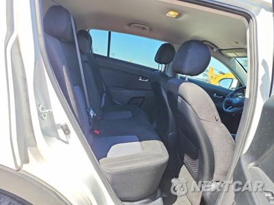 Zdjęcie 11 z 13 samochodu: 2015 KIA SPORTAGE VIN:KNDPB3AC0F7686477 - miniatura