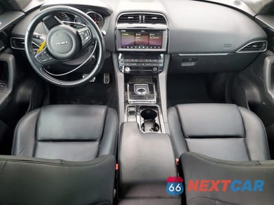 Zdjęcie 8 z 13 samochodu: 2019 JAGUAR F-PACE PREMIUM VIN:SADCJ2FN8KA356528 - miniatura