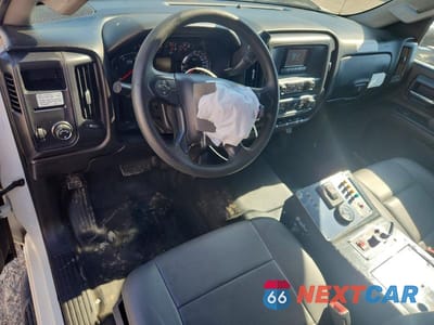Zdjęcie 8 z 12 samochodu: 2015 CHEVROLET SILVERADO C3500 VIN:1GB3CYC84FF149302 - miniatura