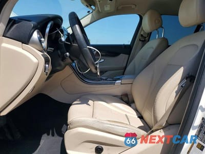 Zdjęcie 7 z 13 samochodu: 2017 MERCEDES-BENZ GLC 300 VIN:WDC0G4JB7HF202971 - miniatura