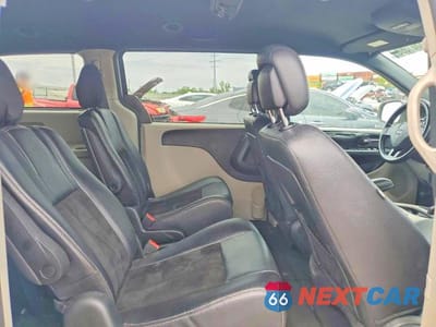 Zdjęcie 11 z 13 samochodu: 2017 DODGE GRAND CARAVAN SXT VIN:2C4RDGCG1HR760811 - miniatura