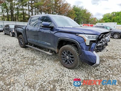 Czwarte zdjęcie samochodu z boku: 2024 TOYOTA TUNDRA PLATINUM HV VIN:5TFNC5DB5RX051133 - miniatura