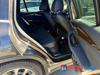 Zdjęcie 6 z 10 samochodu: 2019 BMW X3 XDRIVE30I VIN:5UXTR9C5XKLD92731 - miniatura