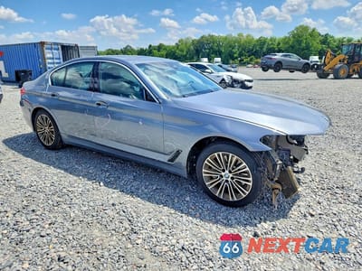Czwarte zdjęcie samochodu z boku: 2020 BMW 530 XI VIN:WBAJR7C01LCE57661 - miniatura