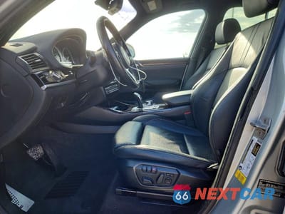 Zdjęcie 7 z 12 samochodu: 2017 BMW X3 SDRIVE28I VIN:5UXWZ7C30H0X40592 - miniatura