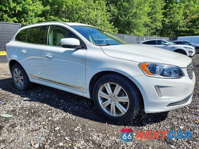 Czwarte zdjęcie samochodu z boku: 2016 VOLVO XC60 T6 PREMIER VIN:YV449MRK8G2892304 - miniatura