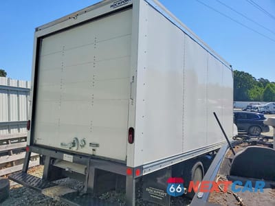 Trzecie zdjęcie samochodu z tyłu: 2026 FORD E350 BOX TRUCK VIN:1FDWE3FN8TDD24144 - miniatura