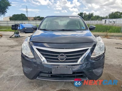 Piąte zdjęcie samochodu w środku: 2017 NISSAN VERSA 1.6 SV VIN:3N1CN7AP8HL903405 - miniatura