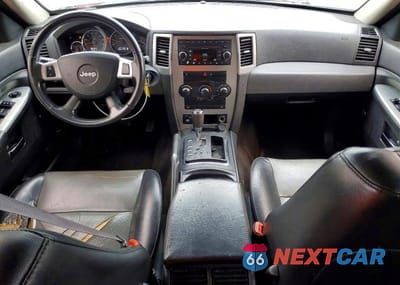 Zdjęcie 8 z 13 samochodu: 2009 JEEP GRAND CHEROKEE LAREDO VIN:1J8GR48K49C547584 - miniatura