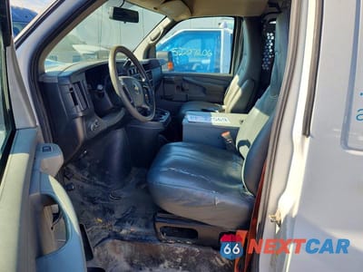 Zdjęcie 7 z 13 samochodu: 2013 CHEVROLET EXPRESS G2500 VIN:1GCWGFCAXD1903799 - miniatura