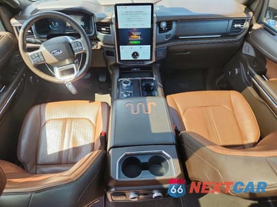 Zdjęcie 8 z 13 samochodu: 2022 FORD EXPEDITION KING RANCH VIN:1FMJU1PT9NEA47449 - miniatura