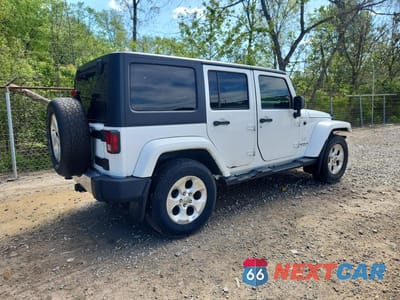 Trzecie zdjęcie samochodu z tyłu: 2015 JEEP WRANGLER UNLIMITED SAHARA VIN:1C4BJWEG0FL516400 - miniatura