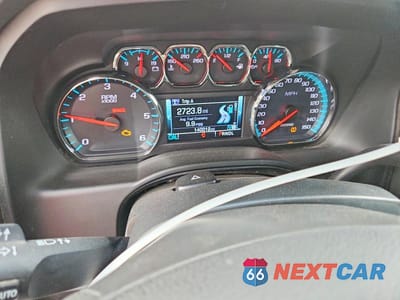 Zdjęcie 9 z 13 samochodu: 2019 CHEVROLET TAHOE POLICE VIN:1GNSKDEC3KR353755 - miniatura