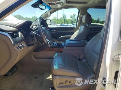 Zdjęcie 7 z 13 samochodu: 2015 CHEVROLET SUBURBAN K1500 LTZ VIN:1GNSKKKC0FR271562 - miniatura