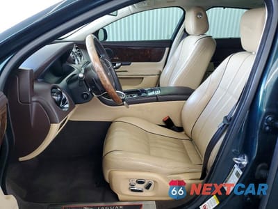 Zdjęcie 7 z 12 samochodu: 2013 JAGUAR XJL PORTFOLIO VIN:SAJWA2GB1DLV42711 - miniatura
