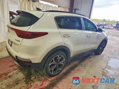 Trzecie zdjęcie samochodu z tyłu: 2022 KIA SPORTAGE SX VIN:KNDPRCA66N7982091 - miniatura