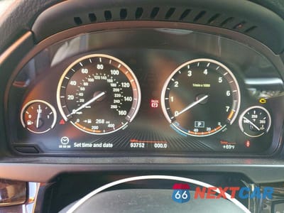 Zdjęcie 9 z 13 samochodu: 2014 BMW X5 SDRIVE35I VIN:5UXKR2C57E0C00447 - miniatura