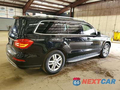 Trzecie zdjęcie samochodu z tyłu: 2013 MERCEDES-BENZ GL 450 4MATIC VIN:4JGDF7CE3DA174415 - miniatura