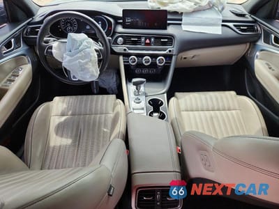 Zdjęcie 8 z 13 samochodu: 2022 GENESIS G70 2.0T VIN:KMTG34TA7NU101183 - miniatura