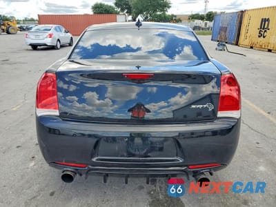 Zdjęcie 6 z 12 samochodu: 2016 CHRYSLER 300C VIN:2C3CCAKG4GH253076 - miniatura