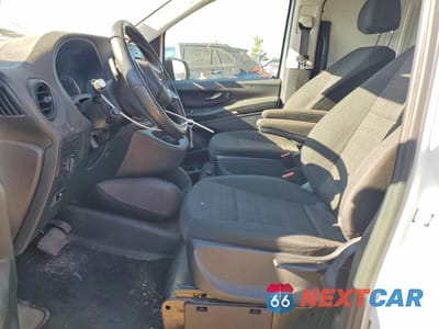 Zdjęcie 7 z 13 samochodu: 2020 MERCEDES-BENZ METRIS VIN:W1YV0BEY7L3714206 - miniatura
