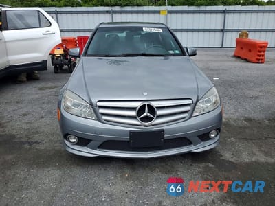 Piąte zdjęcie samochodu w środku: 2010 MERCEDES-BENZ C 300 4MATIC VIN:WDDGF8BBXAR106176 - miniatura