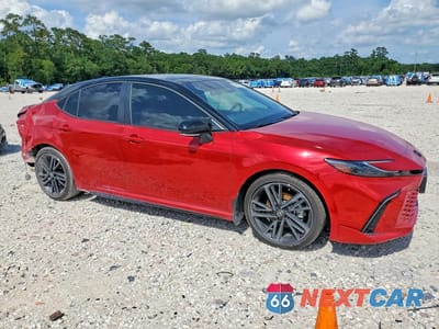 Czwarte zdjęcie samochodu z boku: 2025 TOYOTA CAMRY XSE VIN:4T1DAACK1SU117837 - miniatura