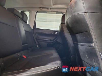 Zdjęcie 11 z 13 samochodu: 2017 SUBARU FORESTER 2.0XT PREMIUM VIN:JF2SJGEC6HH418112 - miniatura