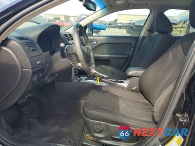 Zdjęcie 7 z 12 samochodu: 2010 MERCURY MILAN VIN:3MEHM0HA2AR615959 - miniatura