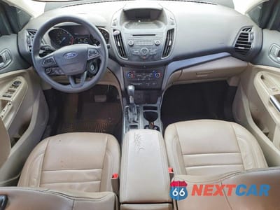 Zdjęcie 8 z 12 samochodu: 2017 FORD ESCAPE SE VIN:1FMCU9GD5HUB60664 - miniatura