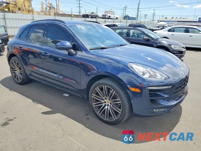 Czwarte zdjęcie samochodu z boku: 2017 PORSCHE MACAN GTS VIN:WP1AG2A52HLB55051 - miniatura
