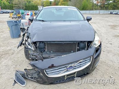 Piąte zdjęcie samochodu w środku: 2013 VOLVO S60 T5 VIN:YV1612FS4D2193804 - miniatura