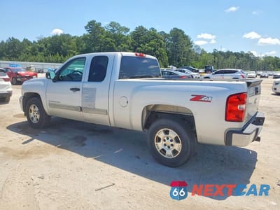 Drugie zdjęcie samochodu z przodu: 2011 CHEVROLET SILVERADO C1500 LT VIN:1GCRCSE00BZ423274 - miniatura