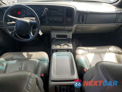 Zdjęcie 8 z 13 samochodu: 2002 CHEVROLET TAHOE K1500 VIN:1GNEK13T52J248499 - miniatura