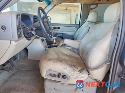 Zdjęcie 7 z 13 samochodu: 2001 GMC YUKON XL K1500 VIN:3GKFK16T21G271848 - miniatura