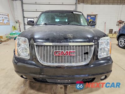 Piąte zdjęcie samochodu w środku: 2013 GMC YUKON SLT VIN:1GKS2CE00DR175433 - miniatura